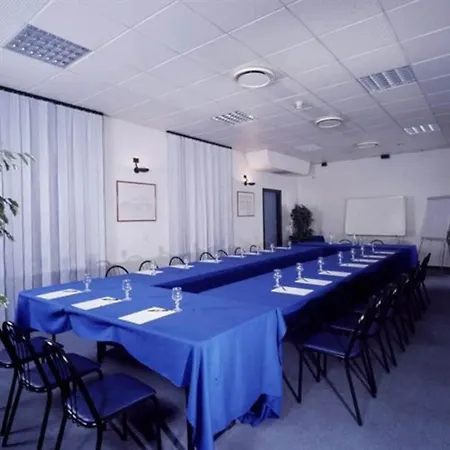 Eden Hotel 3*